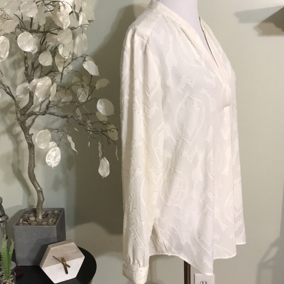 LOFT CREAM FANCY BLOUSE - Picture 4 of 5